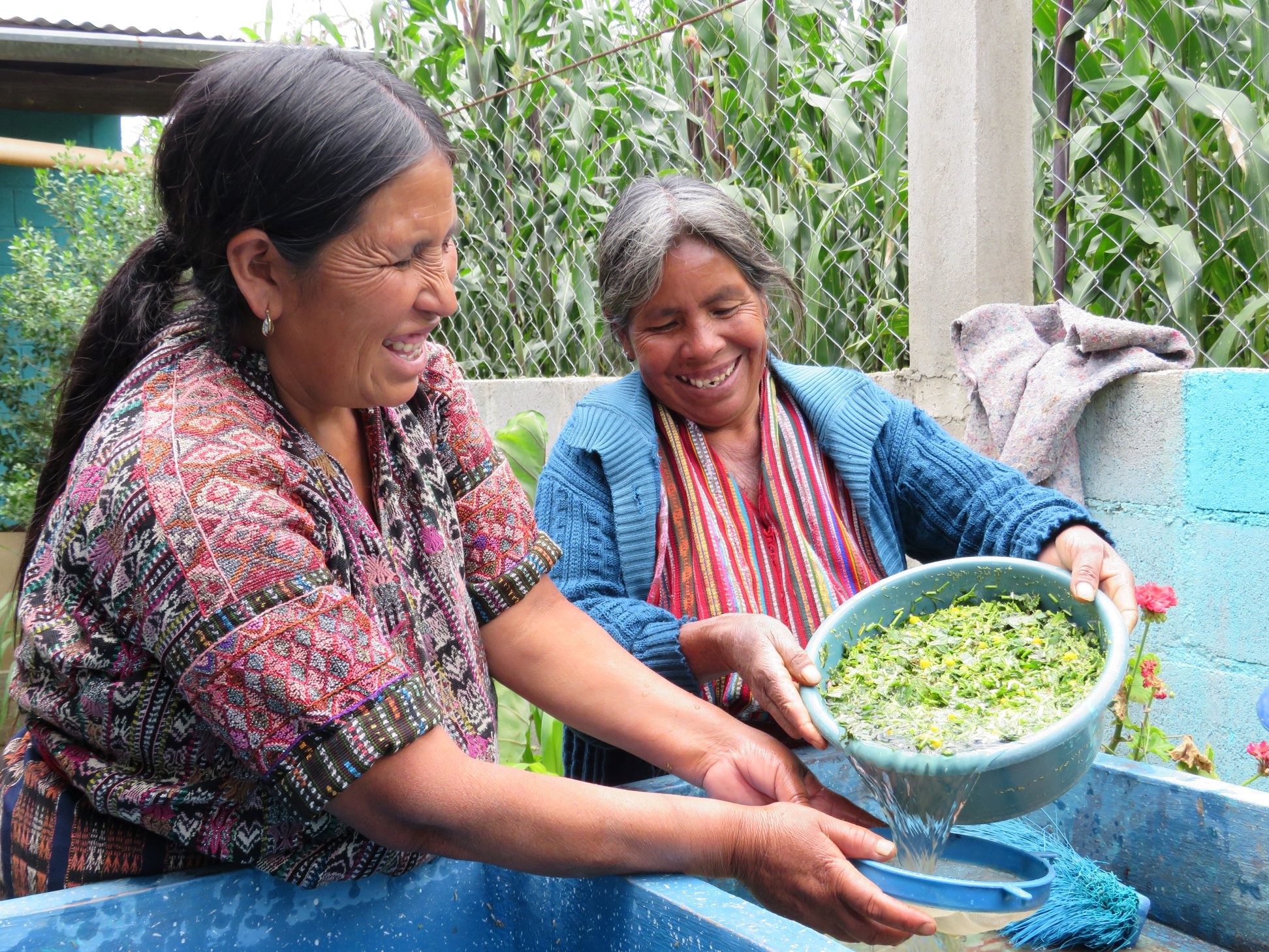Members of Maya Traditions Foundation preparing food